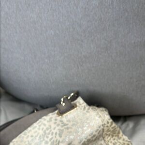 Elegant Leopard Print Shoulder Bag